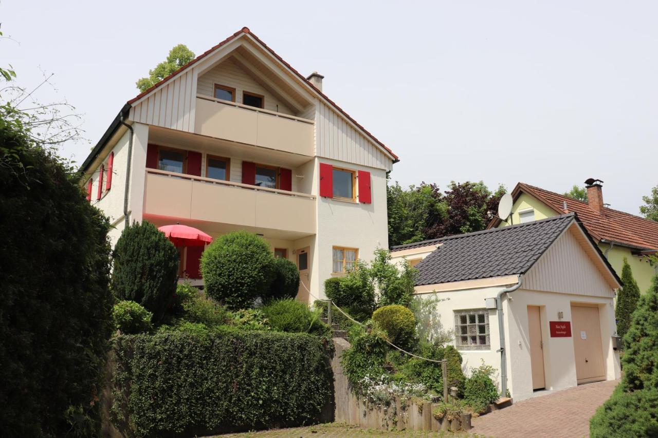 Wohnung #5 Mit Balkon - Zentrale Dennoch Ruhige Lage Mit Terrasse - Stadtbus Vor Der Tuer! Линдау Экстерьер фото