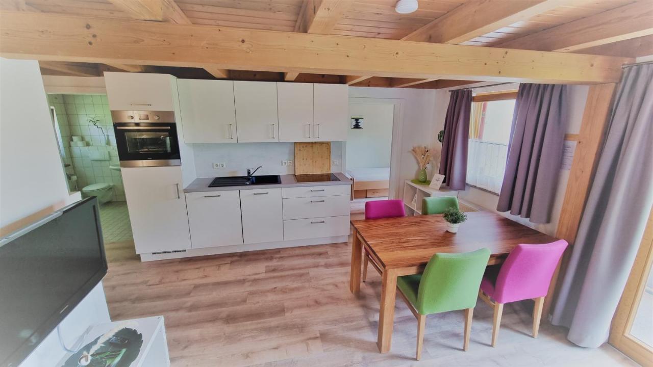 Wohnung #5 Mit Balkon - Zentrale Dennoch Ruhige Lage Mit Terrasse - Stadtbus Vor Der Tuer! Линдау Экстерьер фото